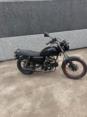 Caferacer beschikbaar voor biedingen