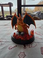 Charizard statue gloed nieuw !, Games en Spelcomputers, Ophalen of Verzenden