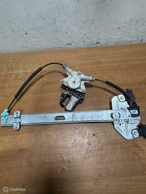 Raammechanisme rechtsvoor met motor Kia Rio III ('10-'20), Auto-onderdelen, Ruiten en Toebehoren, Kia, Gebruikt, Ophalen of Verzenden