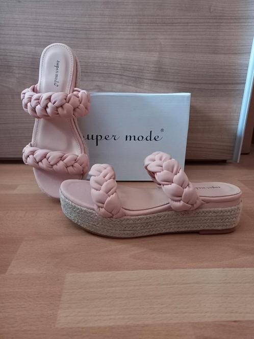 New Light pink braid reed plateau sandals 38 Super mode, Kleding | Dames, Schoenen, Nieuw, Sandalen of Muiltjes, Roze, Ophalen of Verzenden