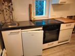 Kleine ingerichte keuken, Huis en Inrichting, Keuken | Complete keukens, Ophalen, Gebruikt