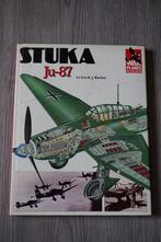 boek luchtvaart stuka ju-87 duitse bommenwerper luftwaffen, Verzamelen, Luchtvaart en Vliegtuigspotten, Ophalen of Verzenden