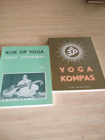 Boeken over YOGA, verschillende. beschikbaar voor biedingen