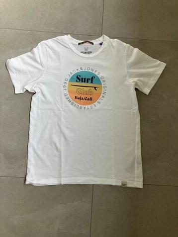kleding beschikbaar voor biedingen