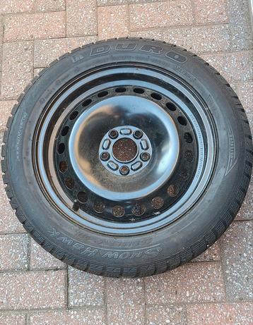 1 Duro band + metalen velg beschikbaar voor biedingen