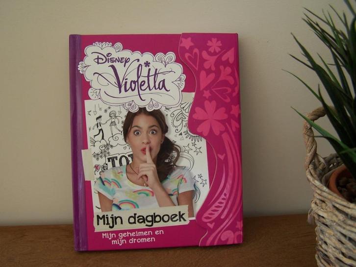 Violetta Mijn dagboek, Boeken, Kinderboeken | Jeugd | 10 tot 12 jaar, Zo goed als nieuw, Ophalen of Verzenden