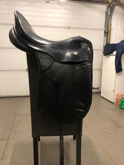 Springzadels en dressuurzadel en springsingel greenfield, Dieren en Toebehoren, Paarden en Pony's | Zadels, Zo goed als nieuw
