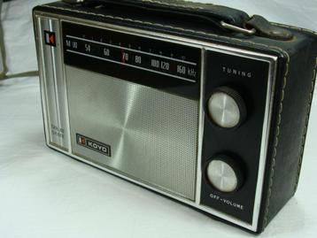 KOYO transistor AM radio uit de jaren '60 beschikbaar voor biedingen