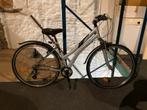 Vélo femme 24 vitesses marque overland go sport, Fietsen en Brommers, Fietsen | Dames | Sportfietsen en Toerfietsen, Ophalen, Zo goed als nieuw