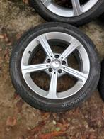 Jantes Mercedes avec pneus d'hiver, Autos : Pièces & Accessoires, Pneus et Jantes, Pneus hiver, Véhicule de tourisme, 205 mm
