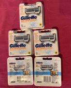 Gillete SkinGuard Sensitive Blades 5 dozen met 5 navullingen, Handtassen en Accessoires, Uiterlijk | Gezichtsverzorging, Ophalen