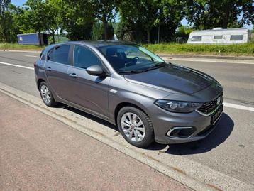 Fiat Tipo 1.6 MultiJet Lounge DCT S AUT. 1EIG. VEEL OPT. beschikbaar voor biedingen
