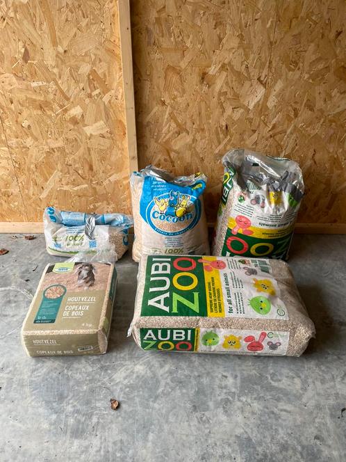 15kg hennep strooisel+8kg houtvezel bodembedekking, Dieren en Toebehoren, Knaagdieren en Konijnen | Toebehoren, Nieuw, Verzorging