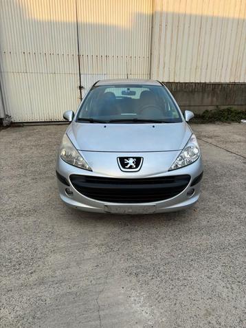 Peugeot 207 1.4 benzine Bj 2007 161000km beschikbaar voor biedingen