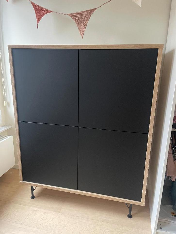 Kast, Huis en Inrichting, Kasten | Kleerkasten, Zo goed als nieuw, 100 tot 150 cm, 100 tot 150 cm, 25 tot 50 cm, Met deur(en)