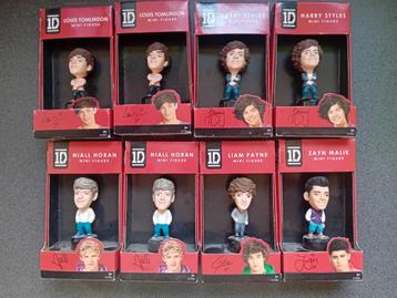 One direction  popetjes beschikbaar voor biedingen