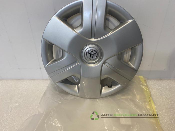 Enjoliveur d'un Toyota Yaris, Autos : Pièces & Accessoires, Pneus & Jantes, Véhicule de tourisme, Utilisé, 3 mois de garantie