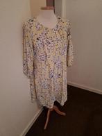 Anna Glover x H&M lichtgele jurk met bloemenprint- 44, Kleding | Dames, Jurken, H&M, Geel, Maat 42/44 (L), Ophalen of Verzenden
