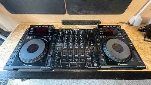 Discobar - CDJ900 - DJM850 + flightcases, Muziek en Instrumenten, Dj-sets en Draaitafels, Zo goed als nieuw, Ophalen