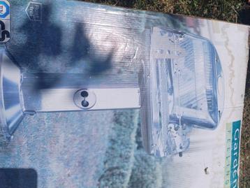 Nieuwe barbecue  beschikbaar voor biedingen