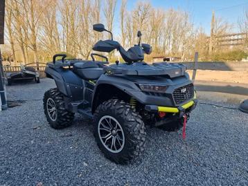 Tgb blade LTX 1000cc V-Twin met roos formulier!!!! beschikbaar voor biedingen