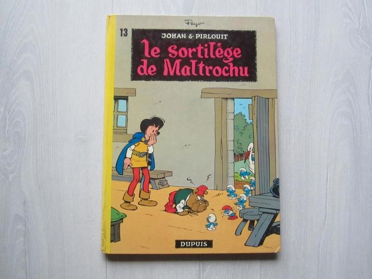 Johan et Pirlouit 13 : Le sortilège de Maltrochu - 1973, Boeken, Stripverhalen, Gelezen, Eén stripboek, Ophalen of Verzenden
