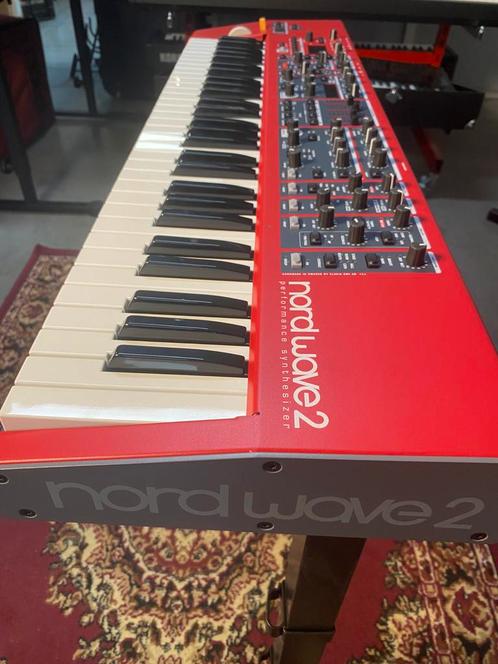 Nord Wave 2 Synthesizer Keyboard, veel andere modellen, Muziek en Instrumenten, Synthesizers, Zo goed als nieuw, Ophalen of Verzenden