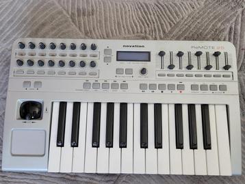 Clavier NOVATION REMOTE 25 en bon état, Enlèvement, Utilisé, Autres marques
