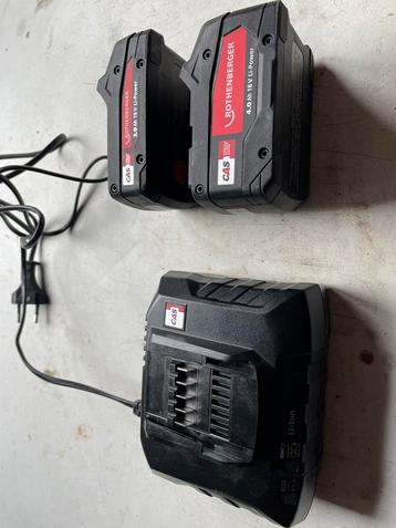 2 batterijen zgan CAS rothenberger + lader beschikbaar voor biedingen