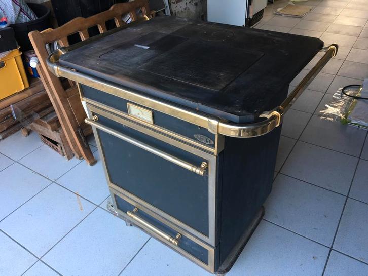 Cuisinière bois et charbon « Châtelaine » de Godin, Huis en Inrichting, Kachels, Zo goed als nieuw, Potkachel, Hout, Ophalen
