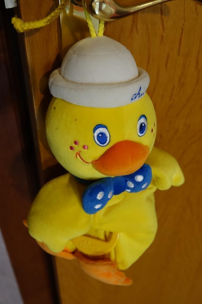 Chicco muziekknuffel eend, Kinderen en Baby's, Speelgoed | Babyspeelgoed, Gebruikt, Mobiel, Met geluid, Ophalen of Verzenden