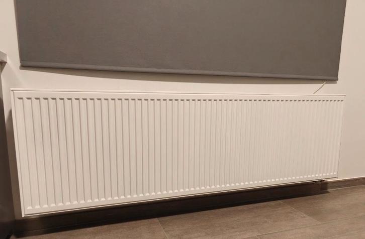 Radiateurs Stelrad Novello 33 600x2000 - 6668 Watts - Blanc, Bricolage & Construction, Chauffage & Radiateurs, Comme neuf, Radiateur