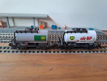 Bellhop Fleischmann ? 2 x wagon-citerne BP Air BP, Enlèvement ou Envoi, Comme neuf, Rails, Fleischmann