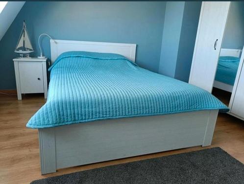 Schitterend nieuw wit houten bed van 140 cm x 200 cm met box, Huis en Inrichting, Slaapkamer | Bedden, Zo goed als nieuw, 140 cm