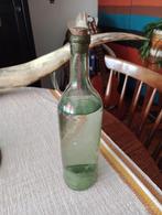 A DONNER bouteille en verre avec eau de Lourdes, Collections, Autres types, Utilisé, Enlèvement ou Envoi, Christianisme | Catholique