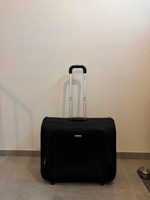 Samsonite koffer kleding, Handtassen en Accessoires, Koffers, Zo goed als nieuw, Ophalen