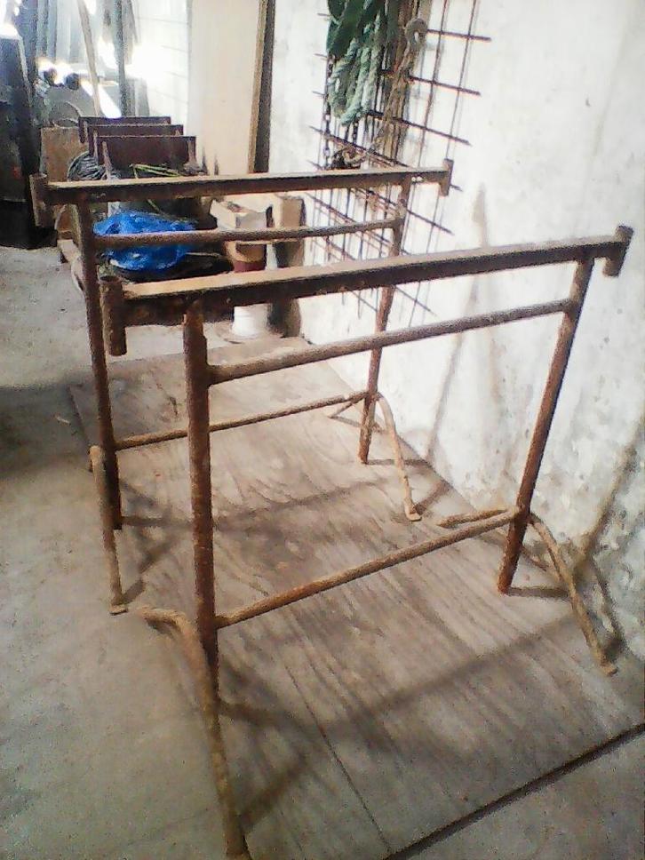 2X Metsers Schragen L = 128cm AFHALING LEES BESCHRIJVING, Doe-het-zelf en Bouw, Steigers, Gebruikt, Gevelsteiger, Minder dan 2 meter