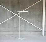 Aluminium Design Vloerlamp, Antiek en Kunst, Antiek | Verlichting, Ophalen