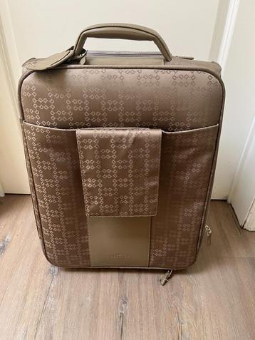 Delvaux airess upright canvas met leer reiskoffer origineel beschikbaar voor biedingen