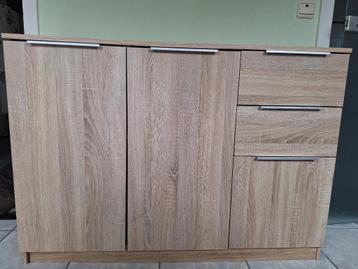 kast 120cm - 85cm - 35cm beschikbaar voor biedingen