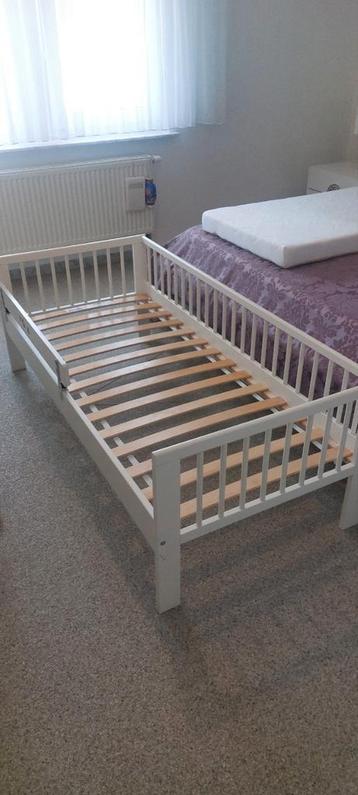 Kinderbed 70x160cm beschikbaar voor biedingen