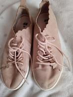 Chaussures femme sneakers beige pointure 38, Comme neuf, Sneakers et Baskets, Beige, Enlèvement