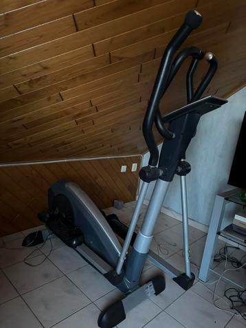Crosstrainer beschikbaar voor biedingen