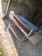 BBQ géant sur roulettes, Ophalen, Gebruikt