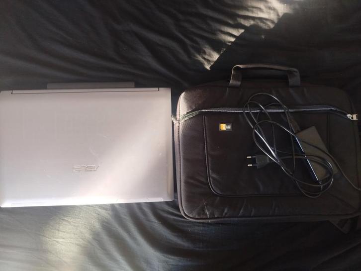 ASUS laptop i5-460M + GT 415M + oplader + grote tas – onderh, Computers en Software, Windows Laptops, Ophalen