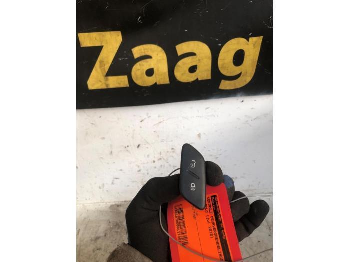 Module verrouillage central des portes d'un Volkswagen Polo, Autos : Pièces & Accessoires, Autres pièces automobiles, Volkswagen