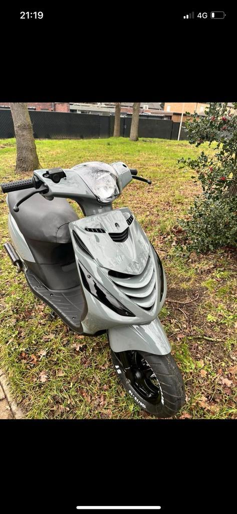 Piaggio zip 70cc 2t, Fietsen en Brommers, Scooters | Piaggio, Zo goed als nieuw, Zip, Klasse B (45 km/u), Tweetakt, Ophalen