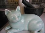 Prachtige keramische kat in de kleur Celadon groen, Ophalen of Verzenden, Zo goed als nieuw