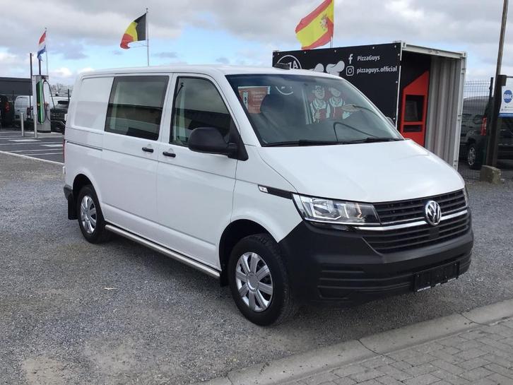 volkswagen transporter dubbel/cabine 2023 6plaatsen 22950e, Auto's, Bestelwagens en Lichte vracht, Bedrijf, Te koop, ABS, Achteruitrijcamera