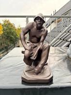 Beeldwerk de puddelaar Menier 1888, Ophalen of Verzenden